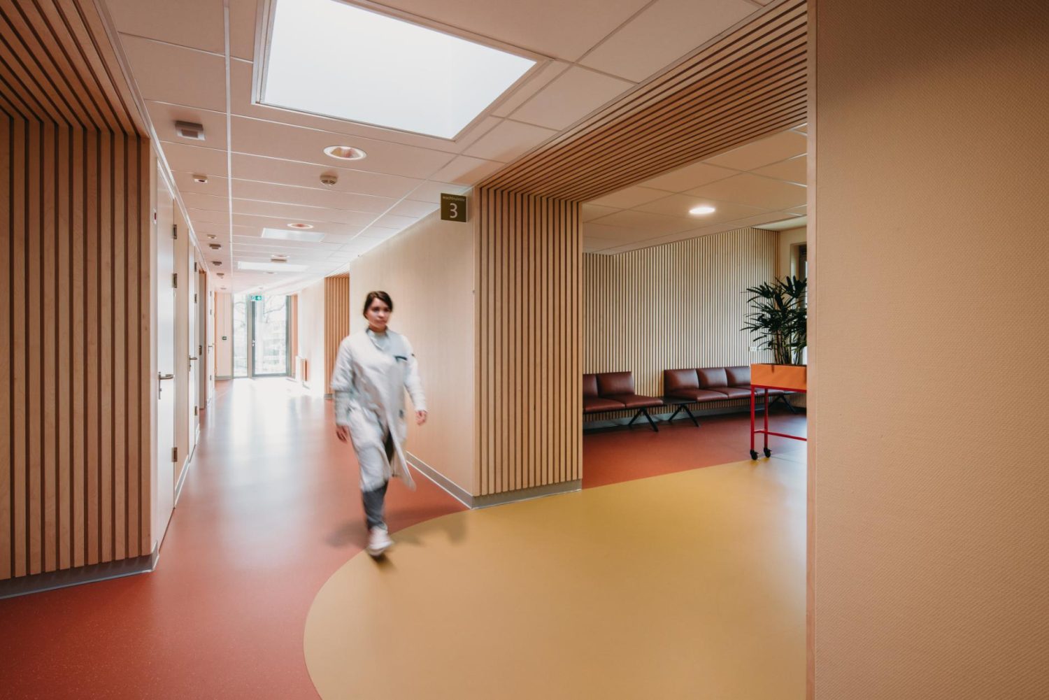 خرید کفپوش بیمارستانی | بهترین قیمت + نصب تخصصی